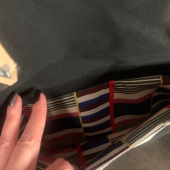 Hudson Tote (large) Black/Cream Clean Stripe - Picture 5 of 8